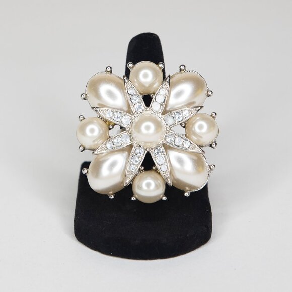 Fashion Ring Size 5 Faux Pearls‎ Faux Diamonds Star Design Faux Silver Band - Picture 1 of 13